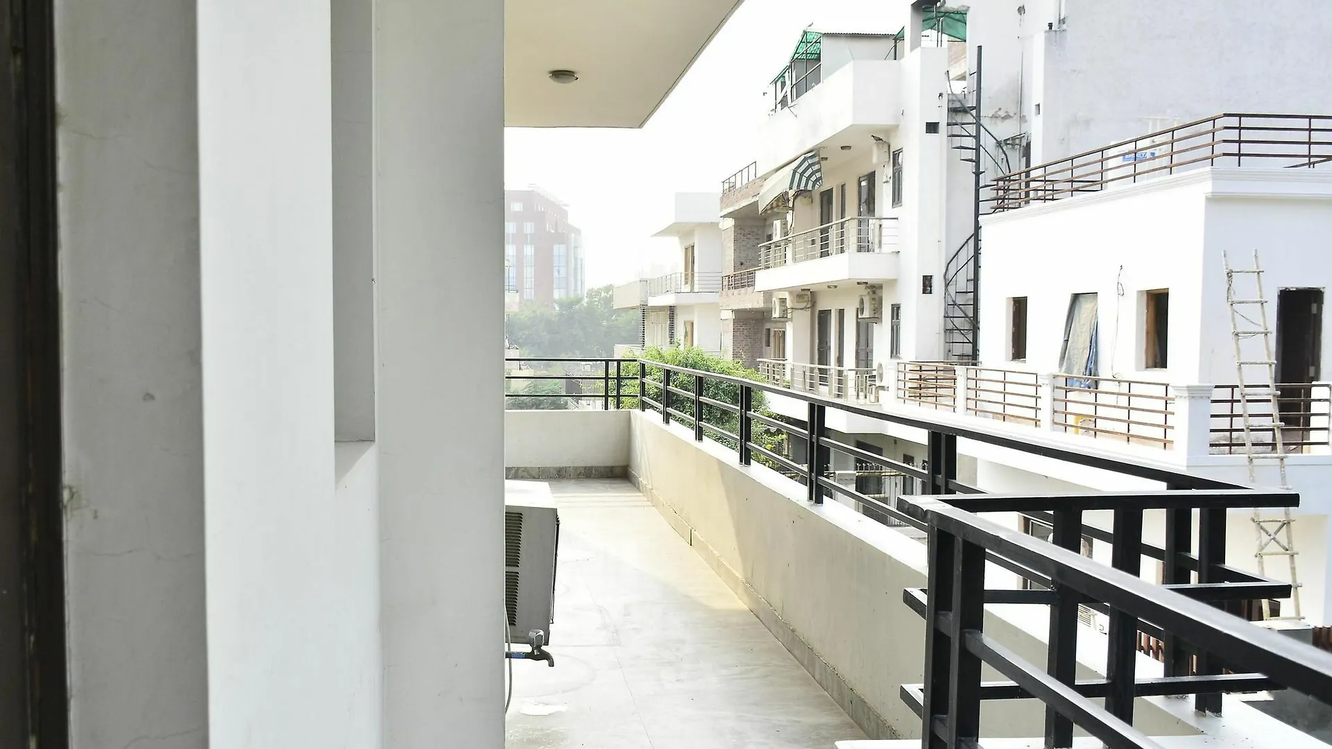 Oyo 2256 Hotel Excellency Gurgaon