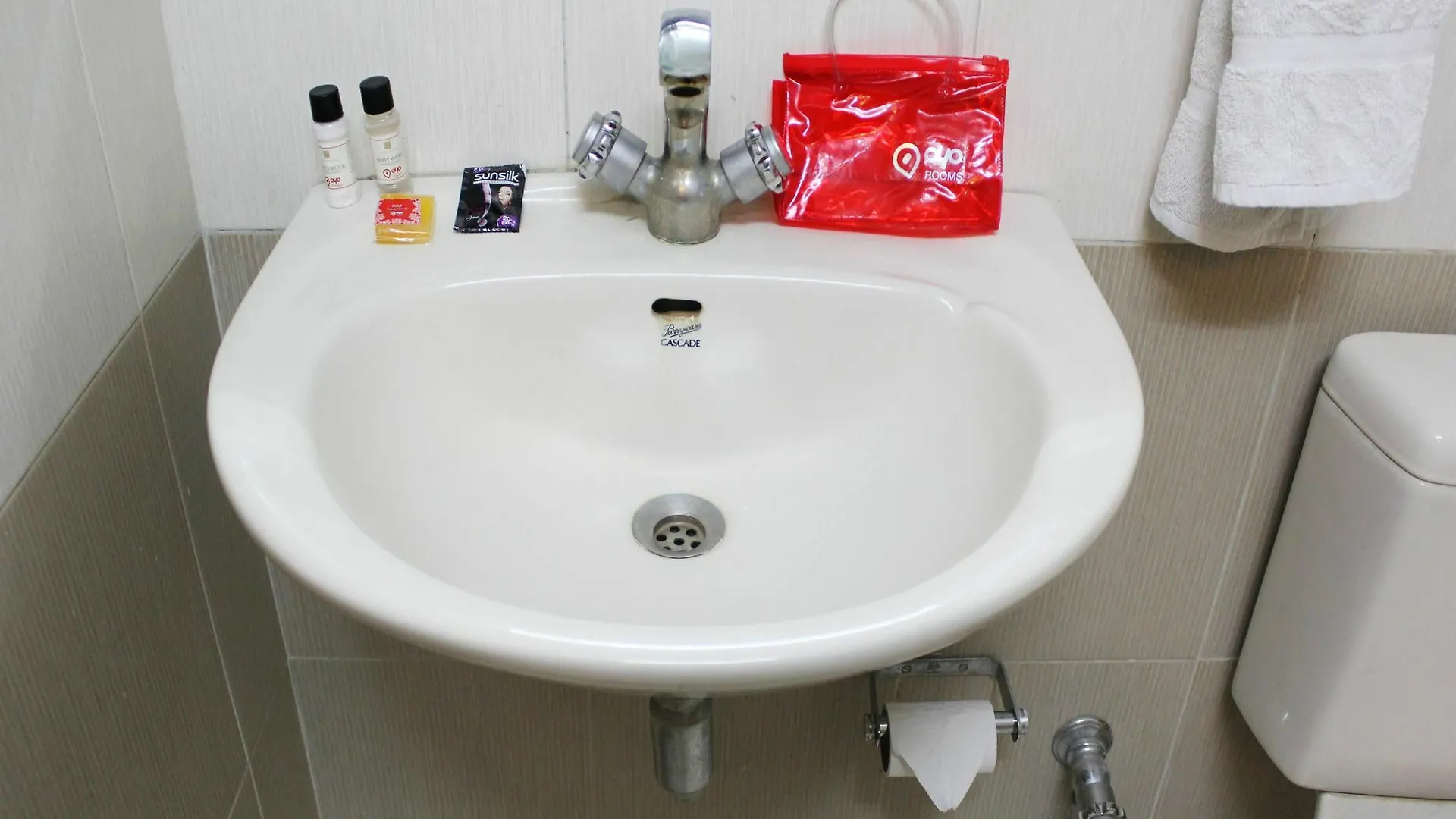 Oyo 2256 Hotel Excellency Gurgaon