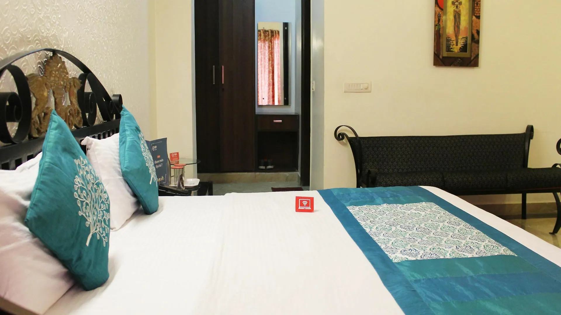 Oyo 2256 Hotel Excellency Gurgaon