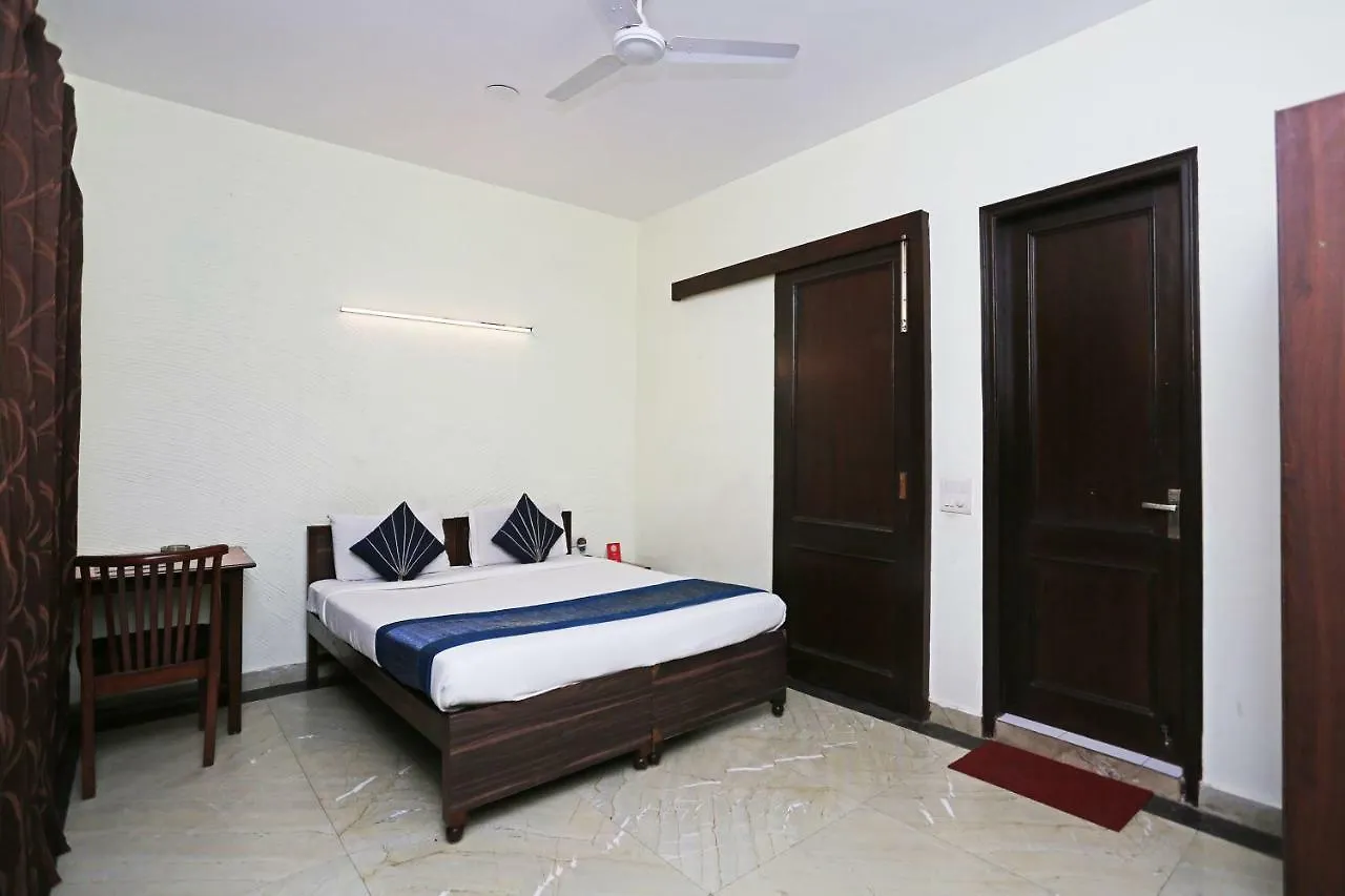 Oyo 2256 Hotel Excellency Gurgaon